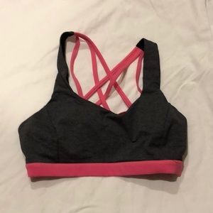 Lululemon sports bra